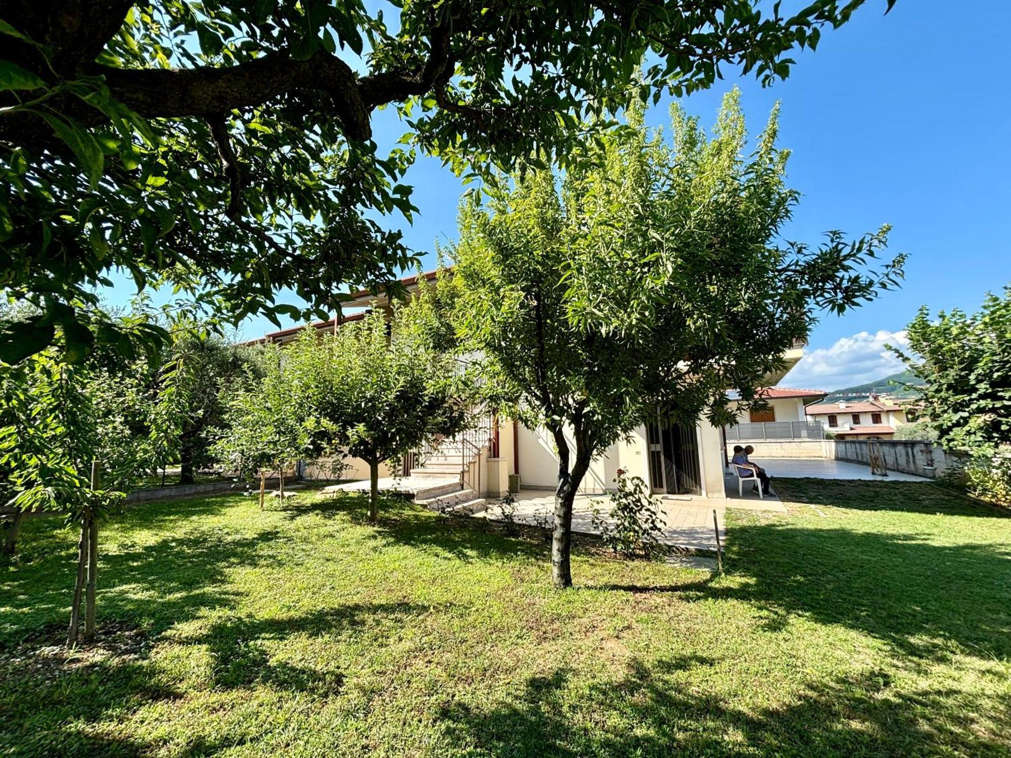 Casa Aurelio 2 Min Dall'Ospedale Negrar Luaran gambar